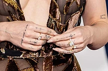 Ветеран Disney Дав Камерон, как сообщается, обручилась со своим бойфрендом Дамиано Давидом, фронтменом группы Måneskin