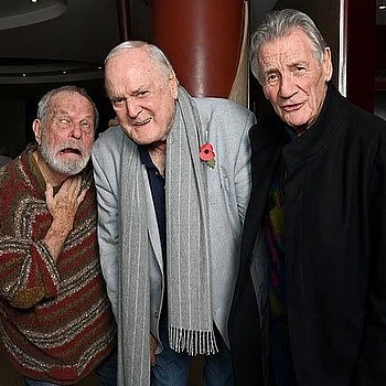 Воссоединение звезд Monty Python: Джон Клиз, Майкл Пейлин и Терри Гиллиам на показе документального фильма
