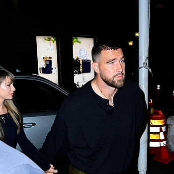 Тейлор Свифт замечена в Нью-Йорке со своим возлюбленным Трэвисом Келси