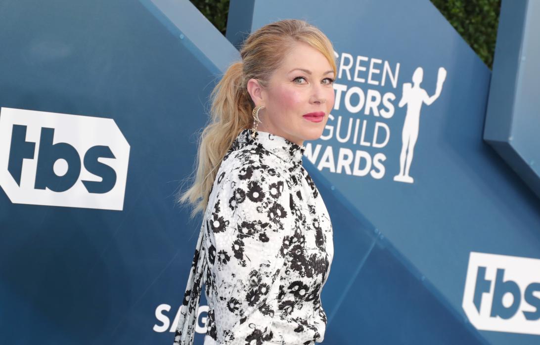 Кристина Эпплгейт назвала «отвратительным» обращение с командой в кроссовер-эпизодах «Настоящих домохозяек Солт-Лейк-Сити» и «Под палубой»