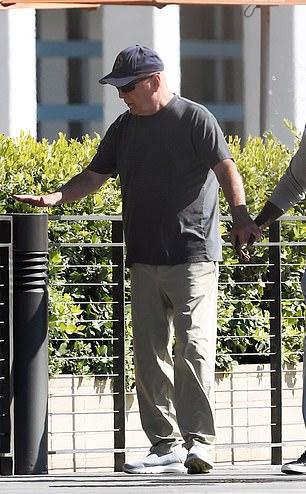 Уиллис в основном оставался в тени после диагноза.