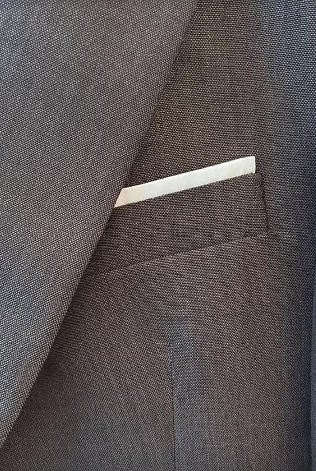 Утренний костюм сэра Дэвида Бекхэма безупречно повторял лучший образ короля Карла при получении им рыцарства Британской империи.