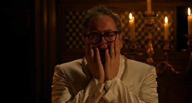 Фанаты Celebrity Traitors призывают посвятить Алана в рыцари после его неожиданной победы на шоу в четверг.