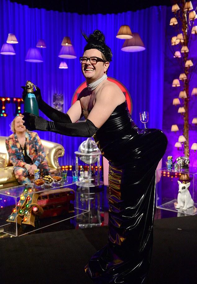 Перезапуск "Chatty Man" сейчас ожидаем, но не обязательно на "Channel 4", где он транслировался в 2014 году.