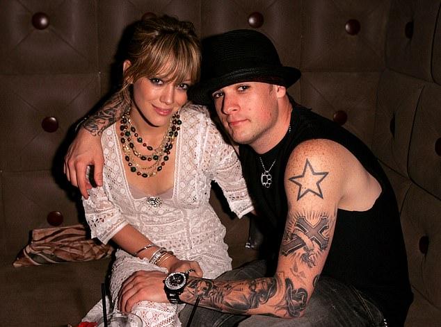 Хилари Дафф оглянулась на свои прошлые отношения с большой разницей в возрасте в новом сингле Mature