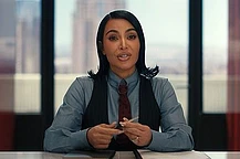 Ким Кардашьян больше не держит фанатов в напряжении, наконец раскрыв, сдала ли она квалификационный экзамен на адвоката в рамках своей юридической карьеры