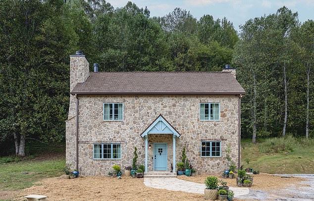 Коттедж из «Отпуска по обмену» теперь стал реальным местом, которое можно забронировать