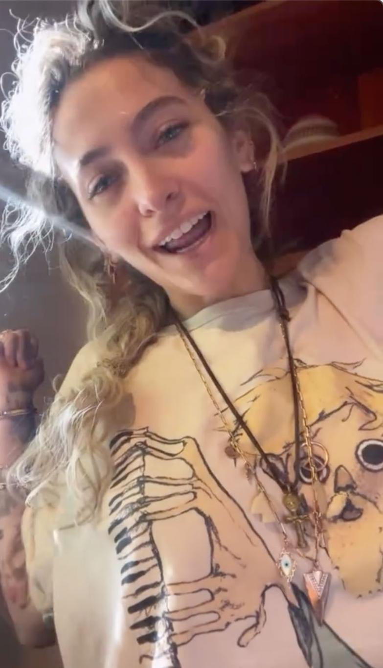 Пэрис Джексон в TikTok-видео.