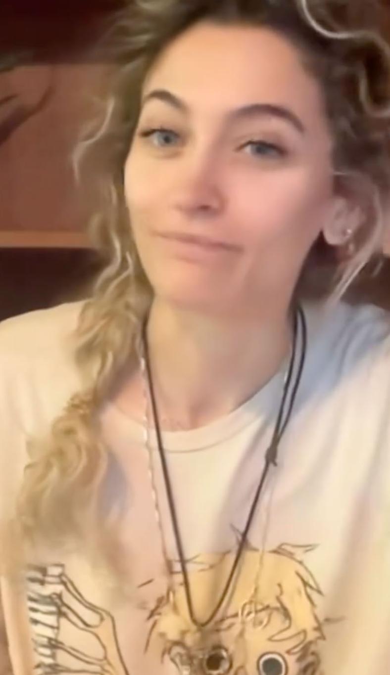 Пэрис Джексон в ТикТок-видео.