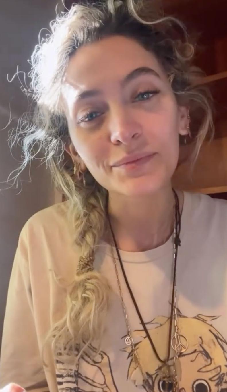 Пэрис Джексон в TikTok-видео.