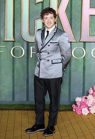 Ариана Гранде и Итан Слейтер по-прежнему вместе