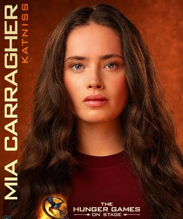 Дочь Джейми Каррагера Миа отметила премьеру спектакля «Голодные игры: На сцене»