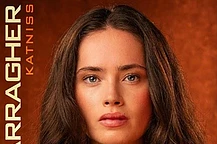 Дочь Джейми Каррагера Миа отметила премьеру спектакля «Голодные игры: На сцене»