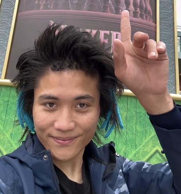 Местные СМИ сообщают, что он намерен признать вину; возможный штраф — до $1540.