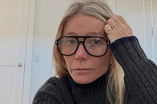 Гвинет Пэлтроу позволила поклонникам заглянуть в свой «утренний ритуал», поделившись в пятницу редким селфи без макияжа