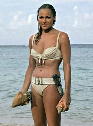 Урсула Андресс в 1962 году.