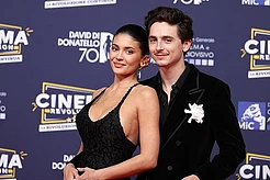 Тимоти Шаламе невозмутим и весь в улыбках после разрыва с Кайли Дженнер