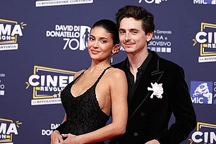 Тимоти Шаламе невозмутим и весь в улыбках после разрыва с Кайли Дженнер