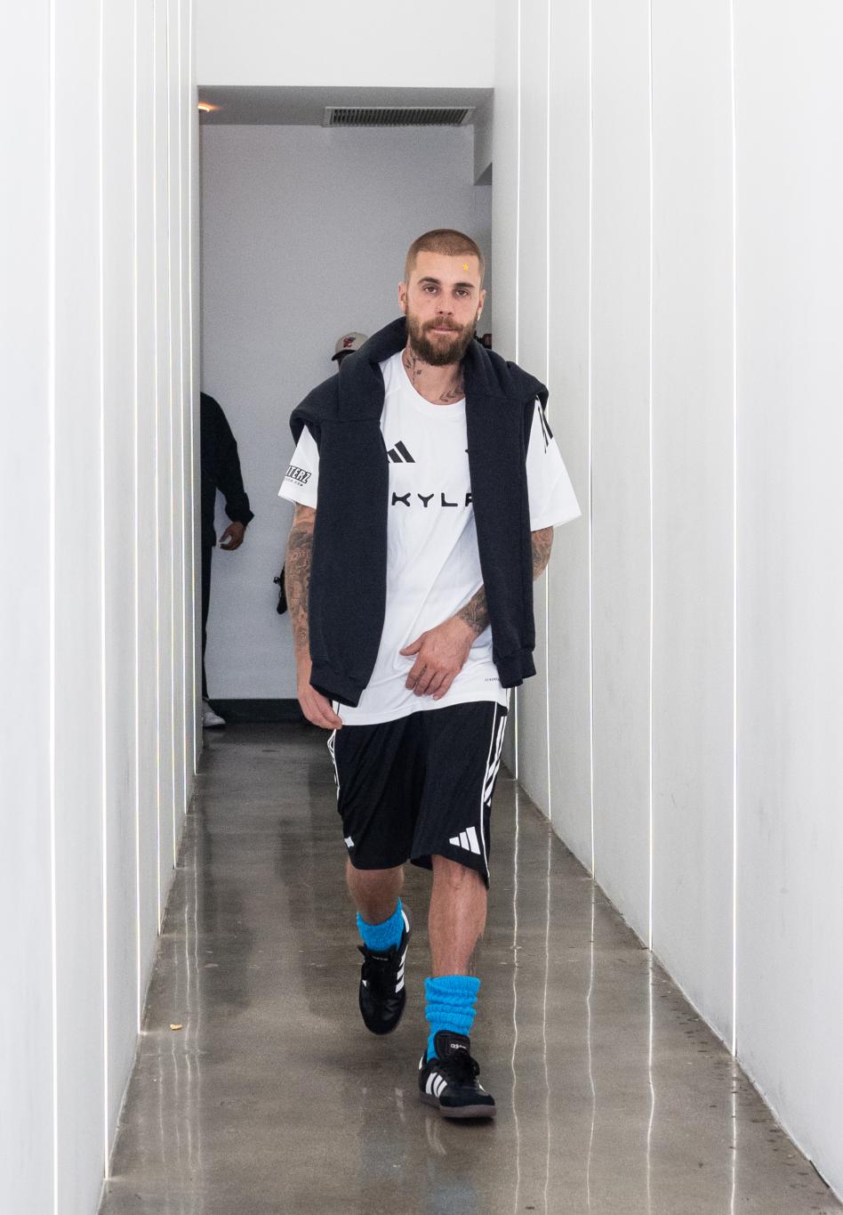 Джастин Бибер появился на площадке The League.