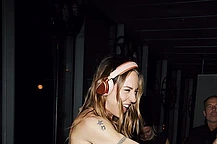 Mel C отметила 100-летие технологического гиганта Bang & Olufsen на звездной вечеринке в Копенгагене
