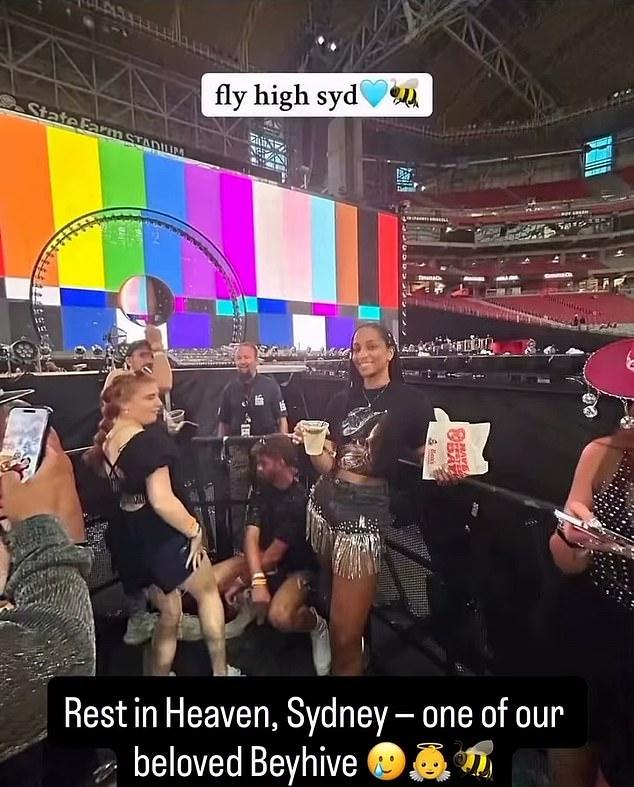 На видео было написано: «Покойся в небесах, Сидни — одна из наших любимых Бейхайв».