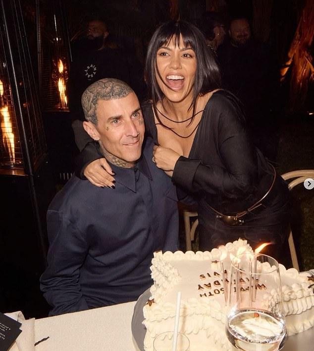 Фанаты Кортни Кардашьян взорвались спекуляциями о её будущем на выходных