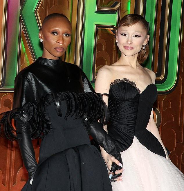 Создатели сиквела, где Гранде и Эриво в главных ролях, месяцами скрывали личность другой героини.