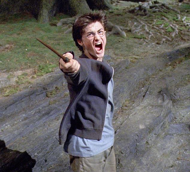 Дэниел, которому на съемках первого фильма о Гарри Поттере тоже было 11, ностальгировал, вспоминая свою юность и пережитое.