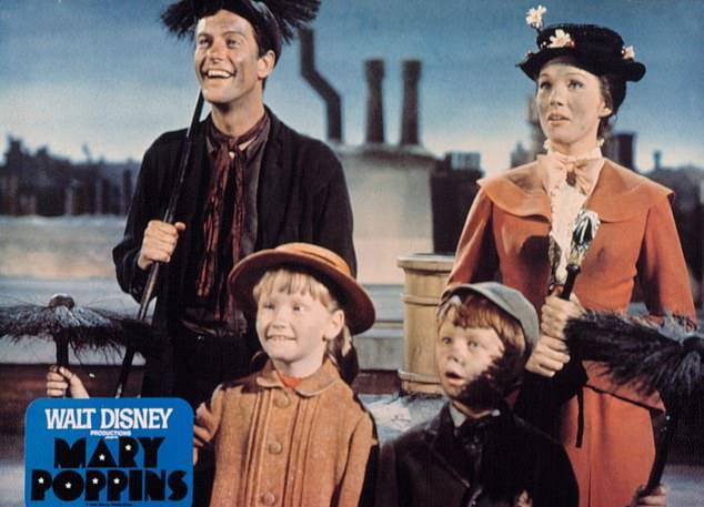 Дик Ван Дайк чуть не добавил ‘007’ к своему легендарному резюме, но, по его словам, ужасно плохой британский акцент помешал ему получить эту роль