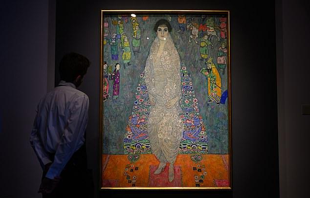 «Портрет Элизабет Ледерер» Климта, проданный Sotheby's за $236 млн во вторник, представлен на предпоказе 7 ноября.