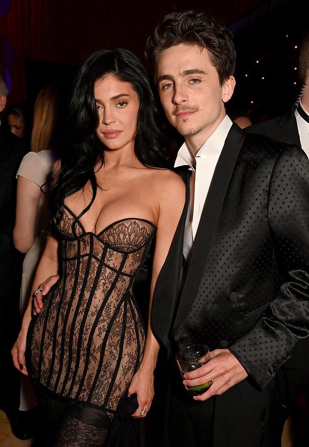 Выход нового интервью Тимоти для Vogue многие фанаты расценили как его тонкий выпад в адрес Кайли.