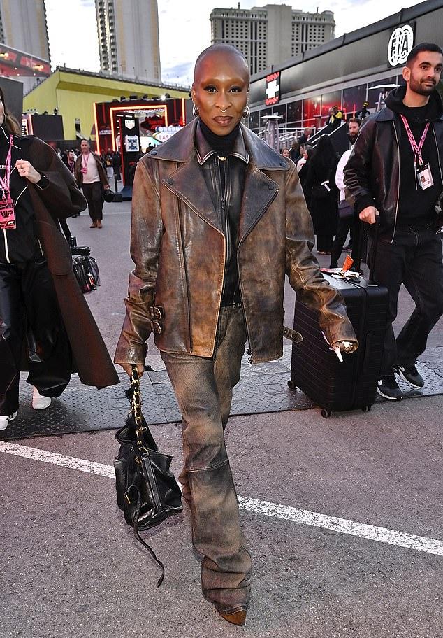 44-летняя суперзвезда была среди присутствующих знаменитостей вместе с актрисой Синтией Эриво из «Злой».