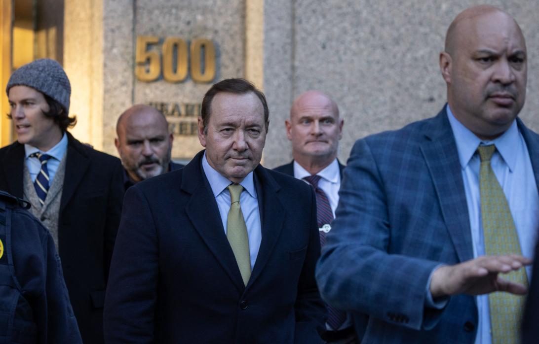 Кевин Спейси уточнил, что он не бездомный