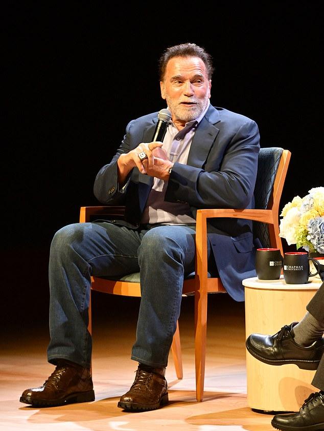 78-летний Арнольд Шварценеггер рассказал о добром поступке в адрес ветеранов США, своих героев. Фото: Орандж, Калифорния, прошлый месяц.