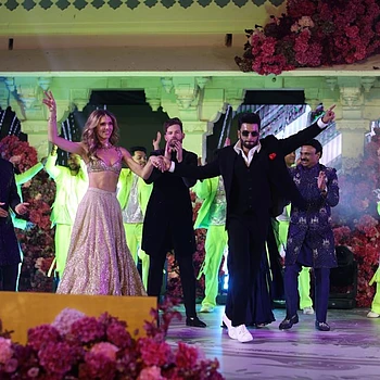 Ее «любовь ничего не стоит», но выступления — очень даже