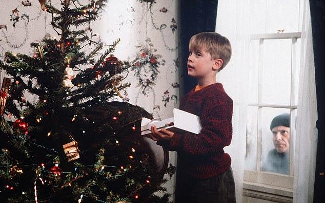 «Сними „Один дома“ на День Святого Патрика — и это совсем другое кино», — добавил он, говоря о своем хите 1990 года.