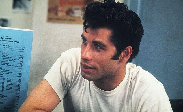 Траволта в культовом фильме "Бриолин" (1978) сыграл бунтаря-старшеклассника.