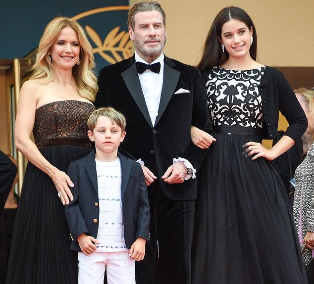 Келли, жена Траволты (отца Эллы) с 1991 по 2020 год, родила троих детей: Эллу, покойного Джетта и Бенджамина. Снято в 2019.