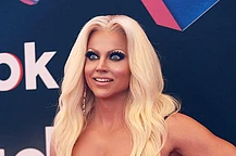 Софи Монк и Кортни Акт произвели фурор на церемонии TikTok Awards в среду вечером, заставив многих поклонников вглядываться повнимательнее