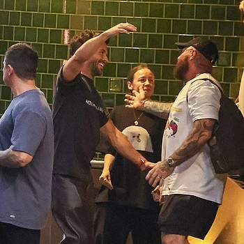 Джонатан Бэйли насыщенно провел неделю в Сиднее