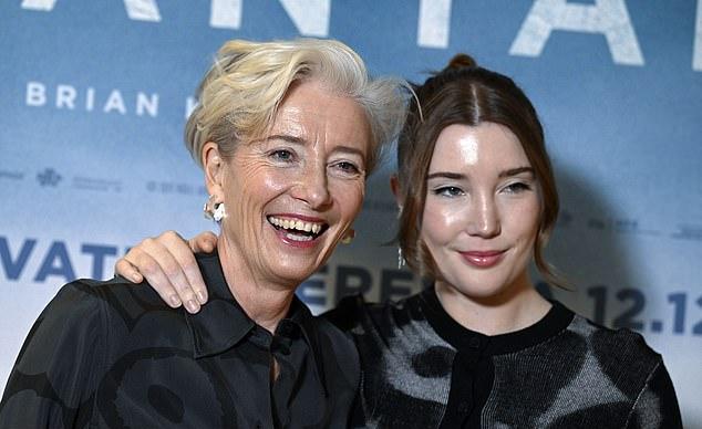 В фильме "Глубокой зимой" Эмма играет вдову, в одиночку пересекающую заснеженную Миннесоту, которая прерывает похищение девочки. Гайя — молодая версия её героини.