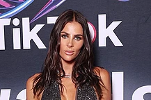 Инди Клинтон рассказала о масштабе злобных нападок после спорной ринопластики