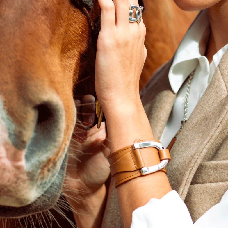 Ювелирные тренды 2026 года — года Огненной Лошади