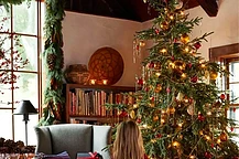 Что такое роскошь в стиле Ralph Lauren Christmas — главный новогодний тренд 2025 в TikTok