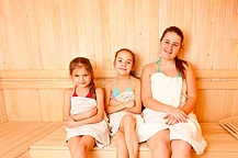 Польза и риски посещения сауны детьми
