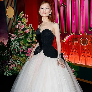 «Она не в лучшей форме»: семья Арианы Гранде бьет тревогу из-за состояния певицы