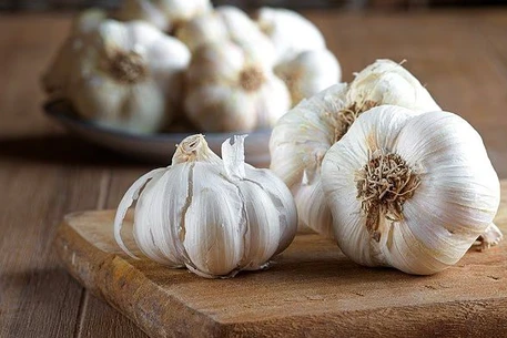 Как правильно есть чеснок, чтобы получить максимум пользы (и не навредить себе)