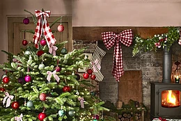 3 шага к идеальной новогодней ёлке (и как рассчитать количество украшений на ней)