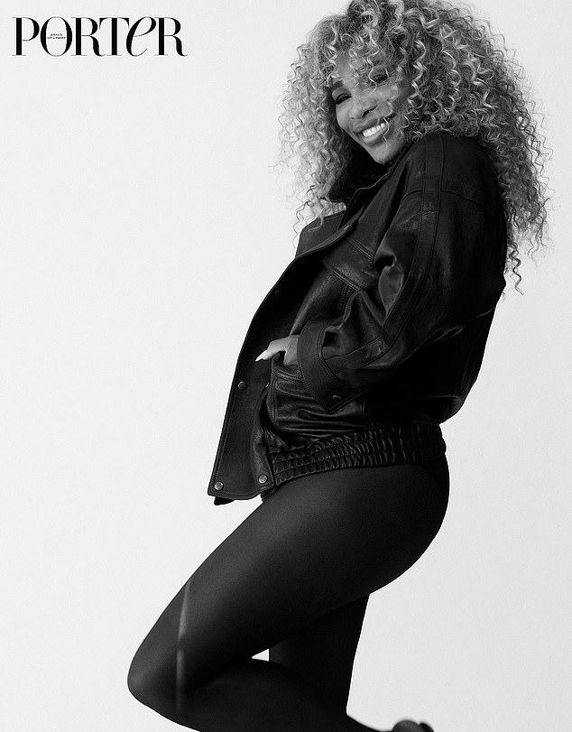 Спортивная легенда произвела фурор своим стилем, сочетав ретро-куртку с леггинсами и туфлями на головокружительных шпильках.