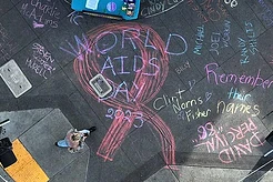 Мадонна резко осудила Дональда Трампа после его решения прекратить официальное признание Соединенными Штатами Всемирного дня борьбы со СПИДом — глобального дня памяти и осведомленности, который отмечается ежегодно с 1988 года